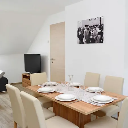 Appartement Mauterndorf Апартаменты Маутерндорф